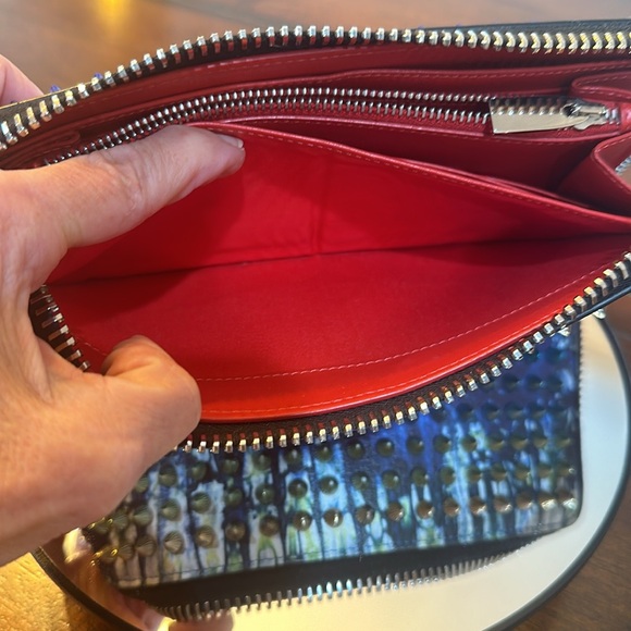 EUC Beautiful Christian Louboutin wallet. - Picture 12 of 15